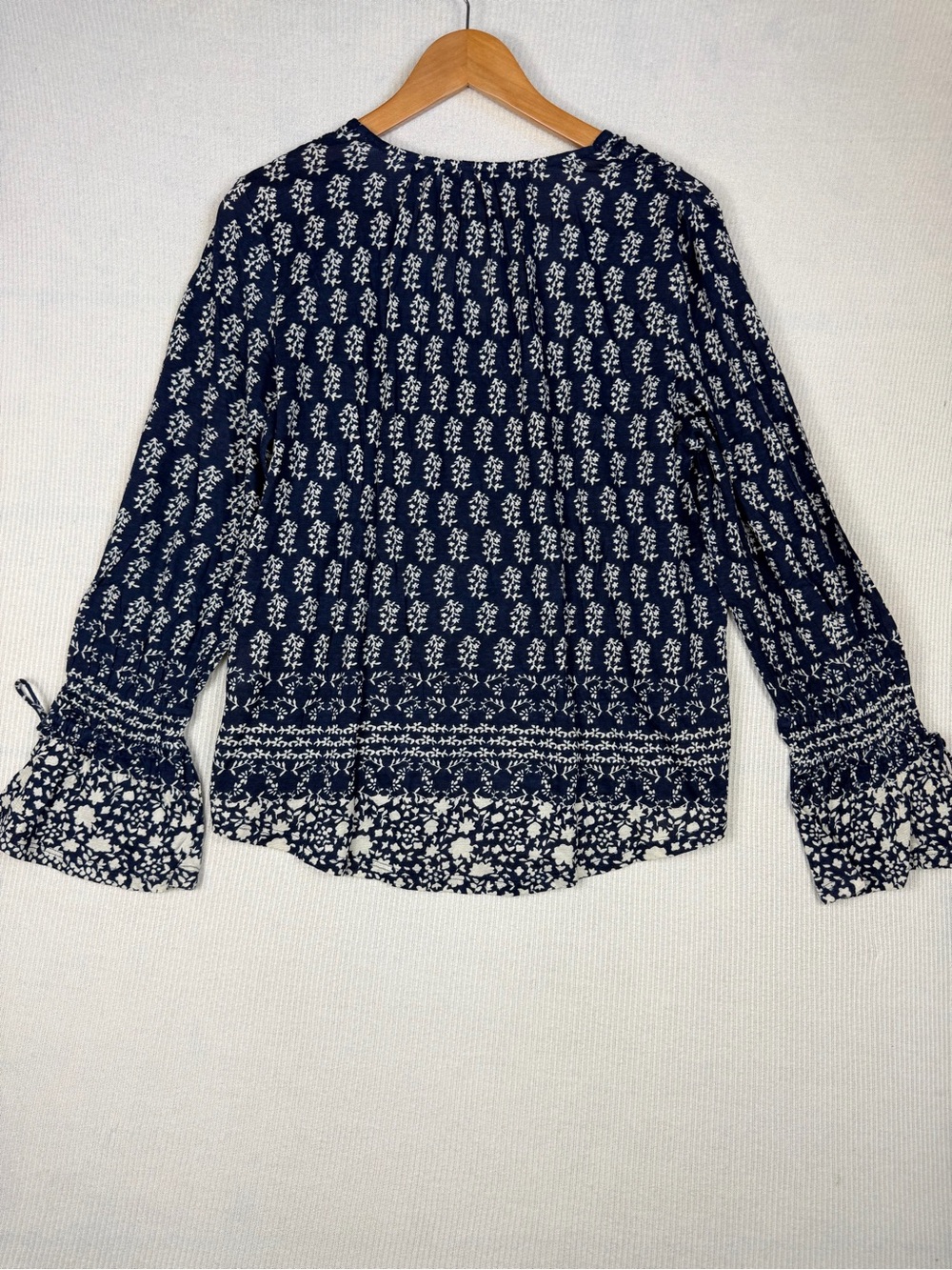 NWT Lucky Brand Blue Floral Print Peasant Blouse Size Large Boho Bell Sleeve Top - Picture 3 of 14